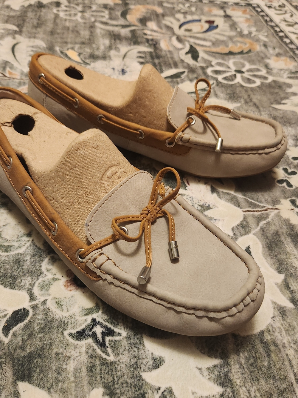 B.O.C. Carolann Boat Shoes Women US 8 M Gray Brown Arch Support Moc Toe Lace Up